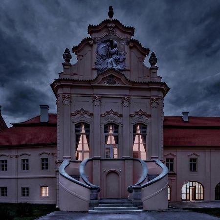 Hotel Klášter Želiv Exterior foto