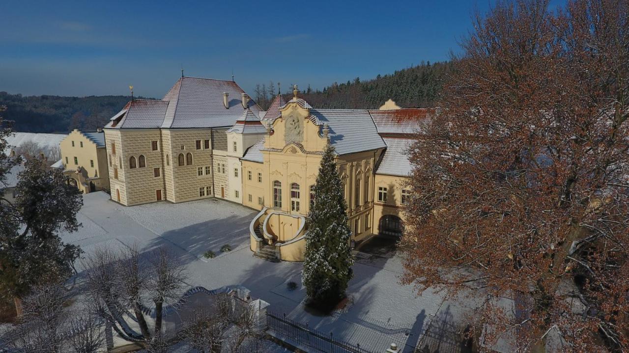 Hotel Klášter Želiv Exterior foto